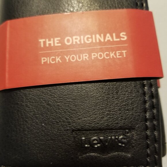 New Levi's Trifold Wallet for Men - Picture 2 of 7